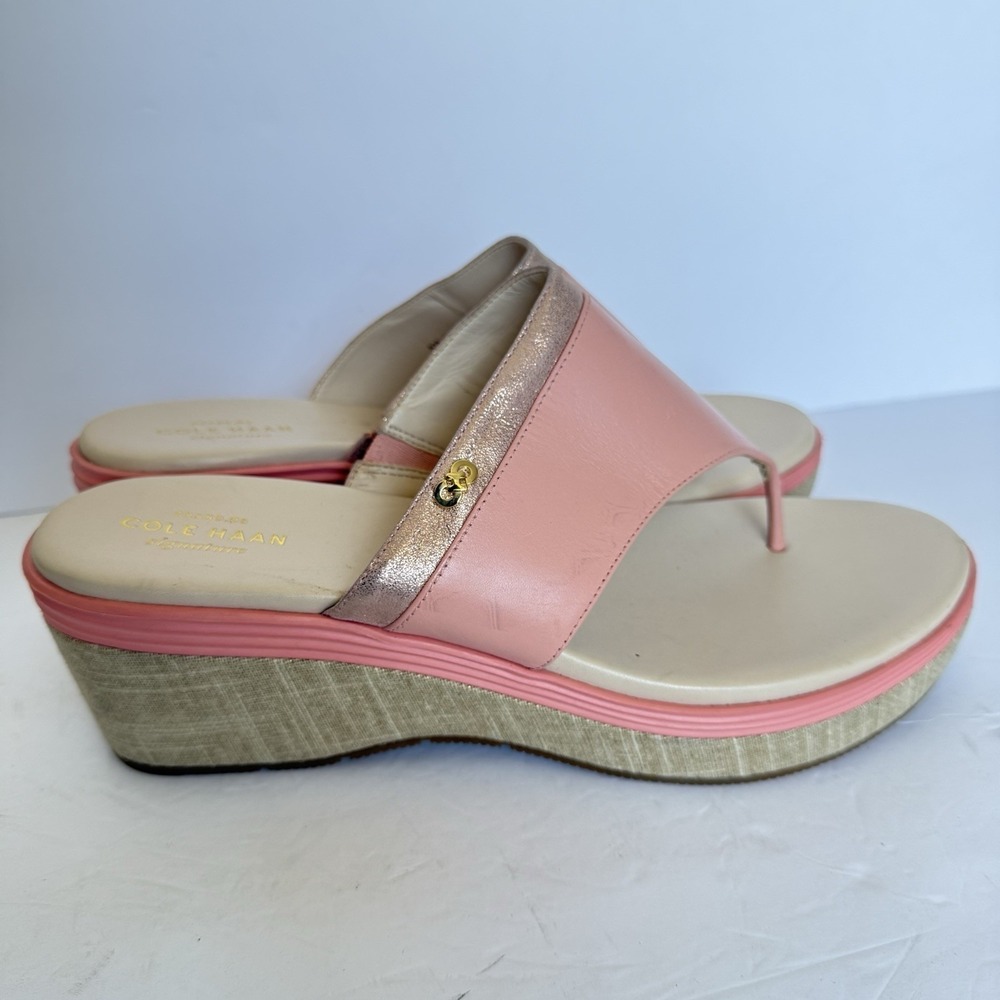 Cole Haan Women's Size 10B Pink Metallic Signature Leather Wedge Thong Sandals